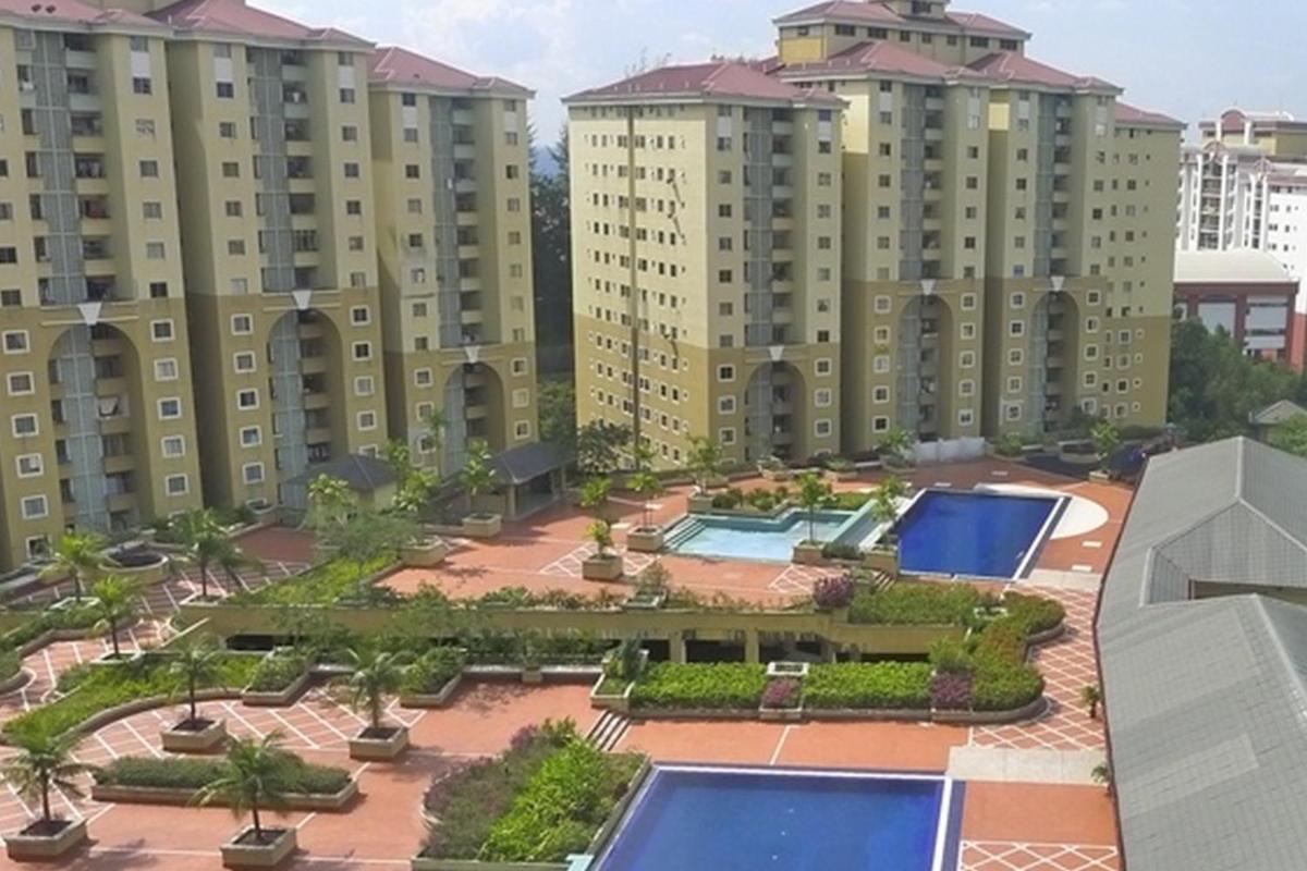 3 Bedrooms With Pool Hanan Residence Ketumbar Heights Condominium Cheras Esterno foto